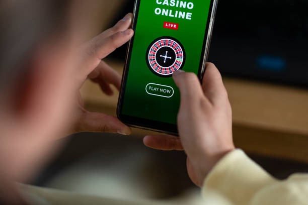 Mobile phone screen showing Lightning Baccarat betting interface with Player and Banker options
